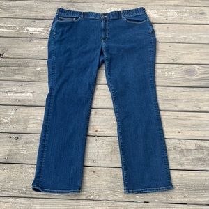 EDDIE BAUER WOMANS JEANS•SIZE
24WOMANS